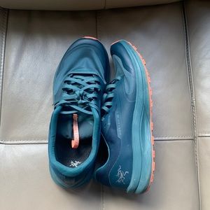 Arc’teryx Norvan LD 2 Gore-Tex